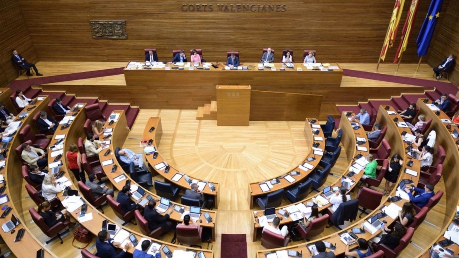 Ple de les Corts Valencianes