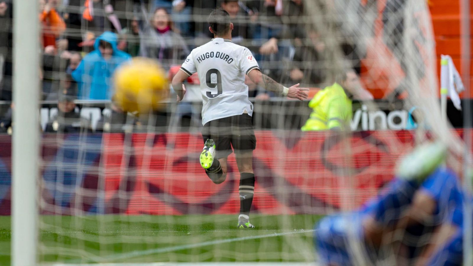 Hugo Duro celebra el gol
