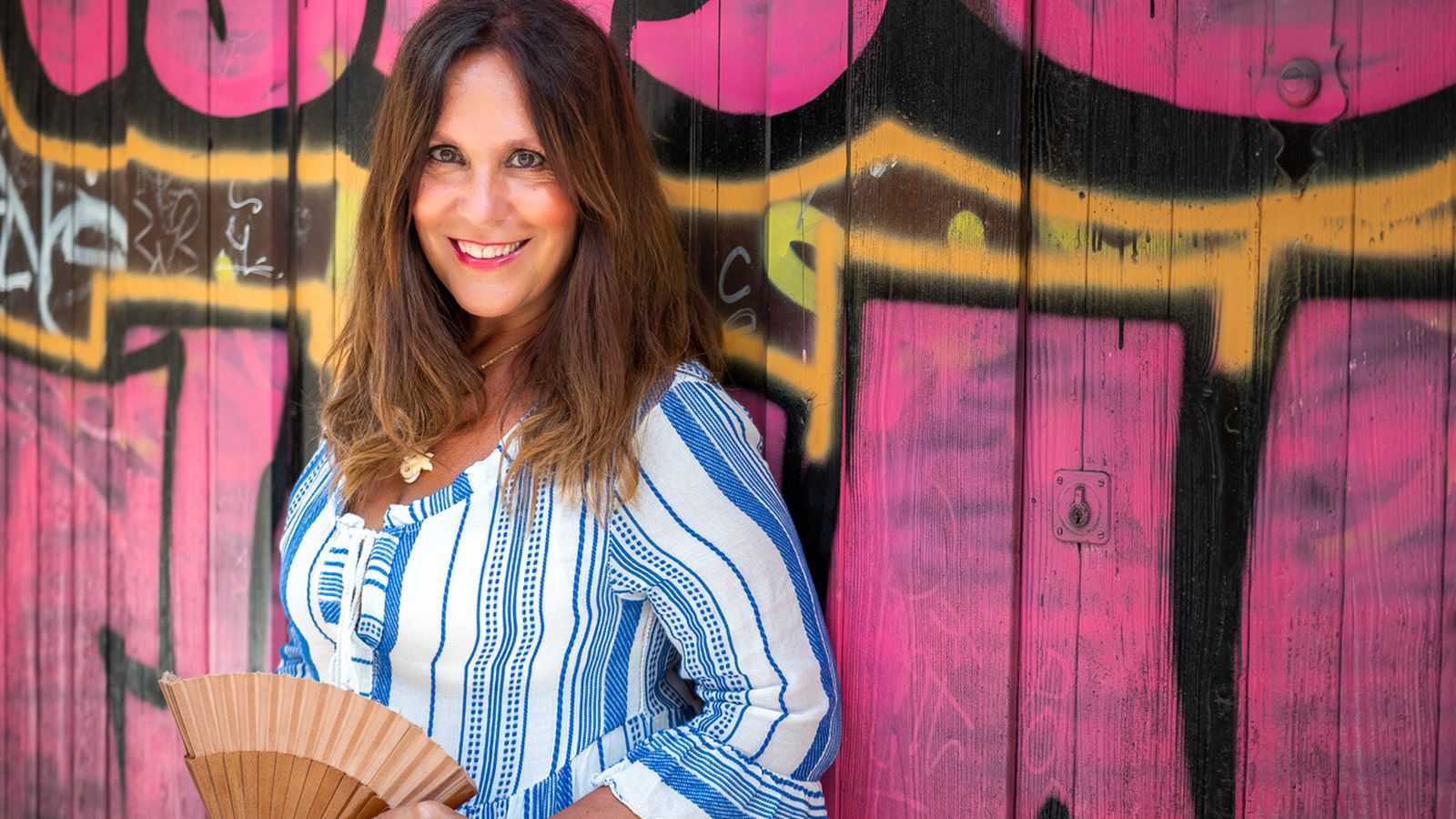 Amàlia Garrigós dirigeix i presenta el nou magazín radiofònic 'Les cinc llunes'