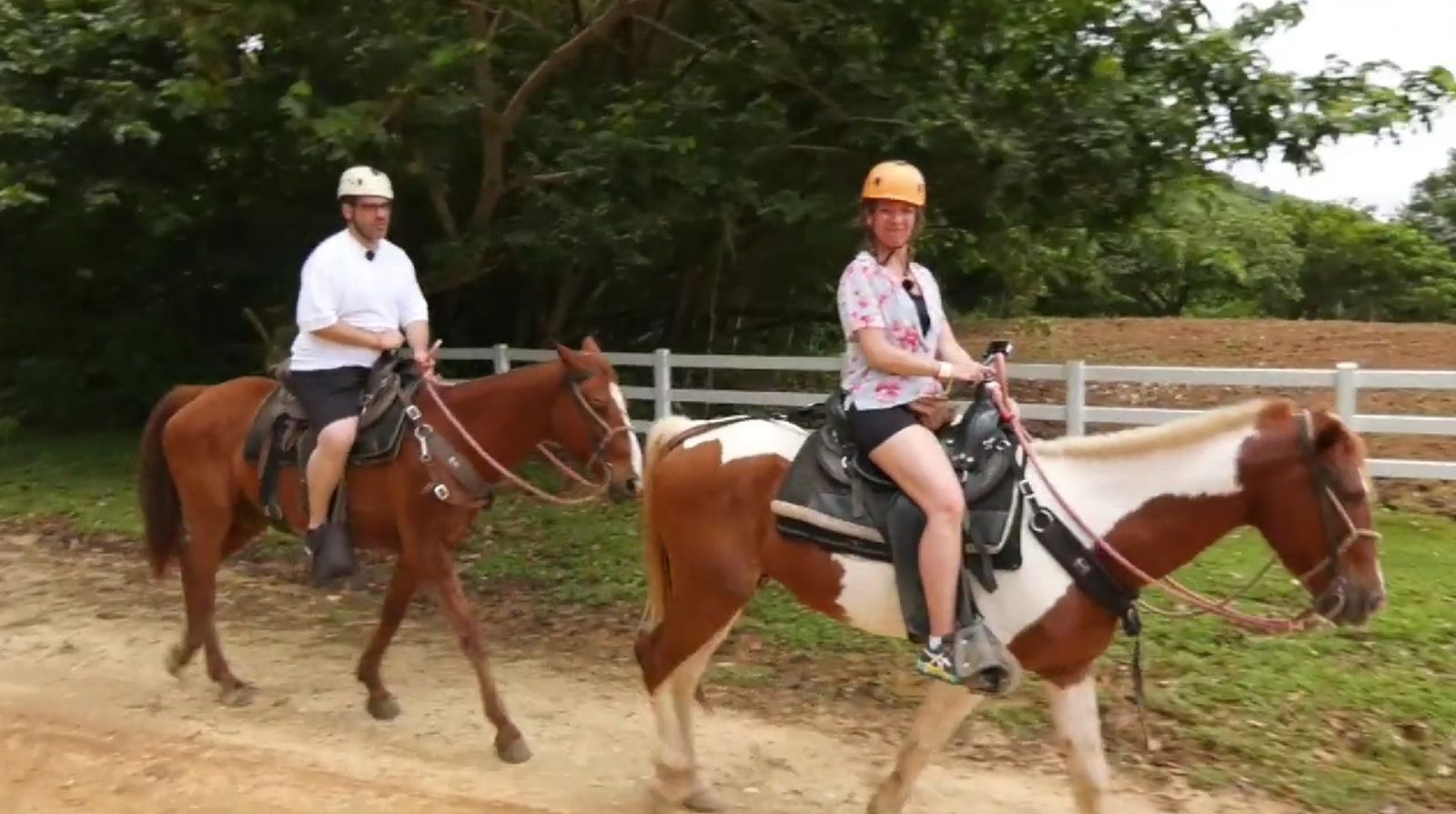 Faus Arroyo, d’Albuixec, fa deu anys que viu al Carib dominicà i amb ell coneixrem Hacienda Park, un espai natural espectacular