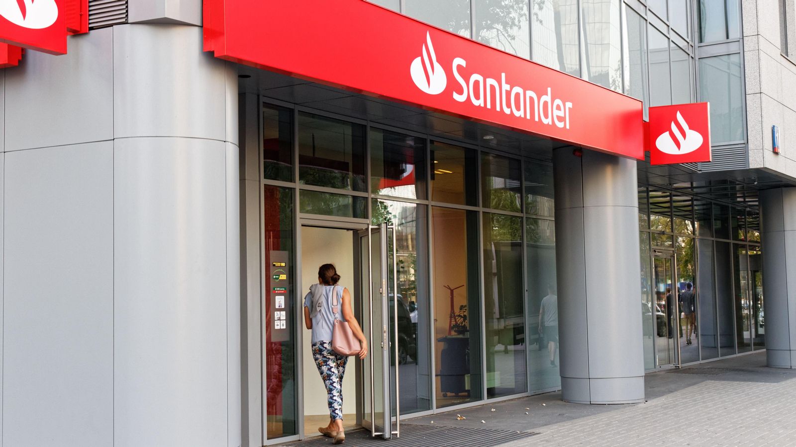 El banc Santander va ser l’entitat bancària que va liderar els rànquing de beneficis bancaris al llarg de 2022