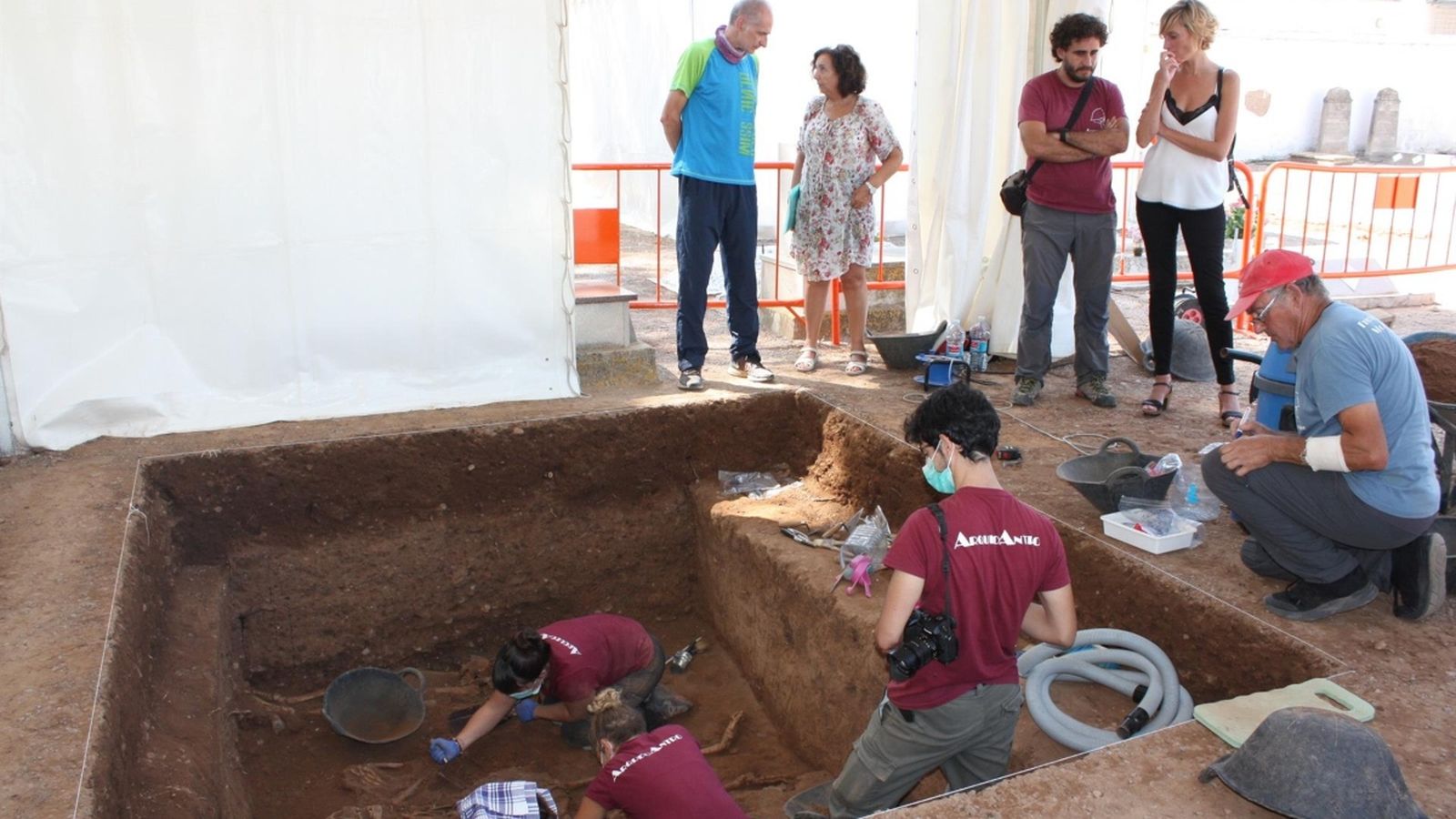 Troben les restes de quatre represaliats del franquisme a Castelló