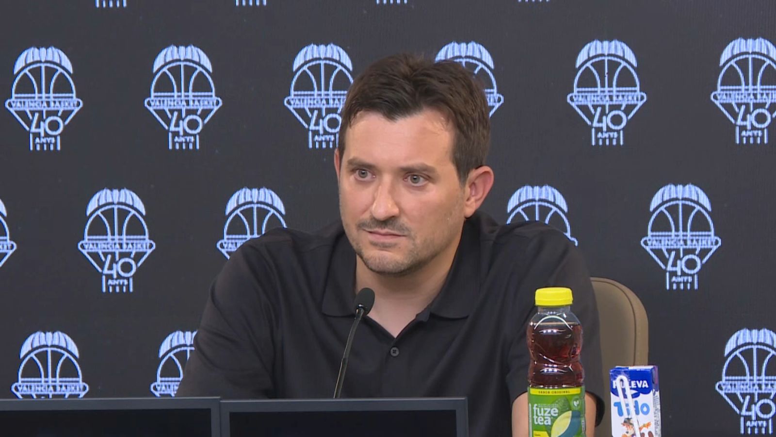 Xavi Albert, durant la roda de premsa