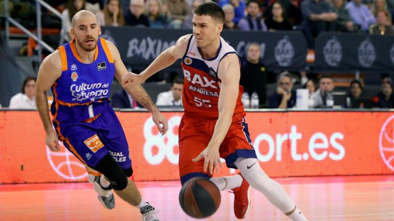 El València Basket es complica la vida a Manresa