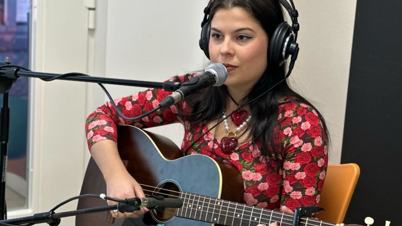 21.02.2024 | "Música en directe" amb la cantautora Iseta