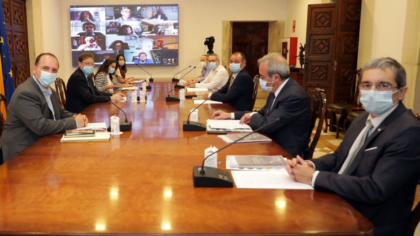 Reunió de la taula de diàleg social per a la reconstrucció de la Comunitat Valenciana