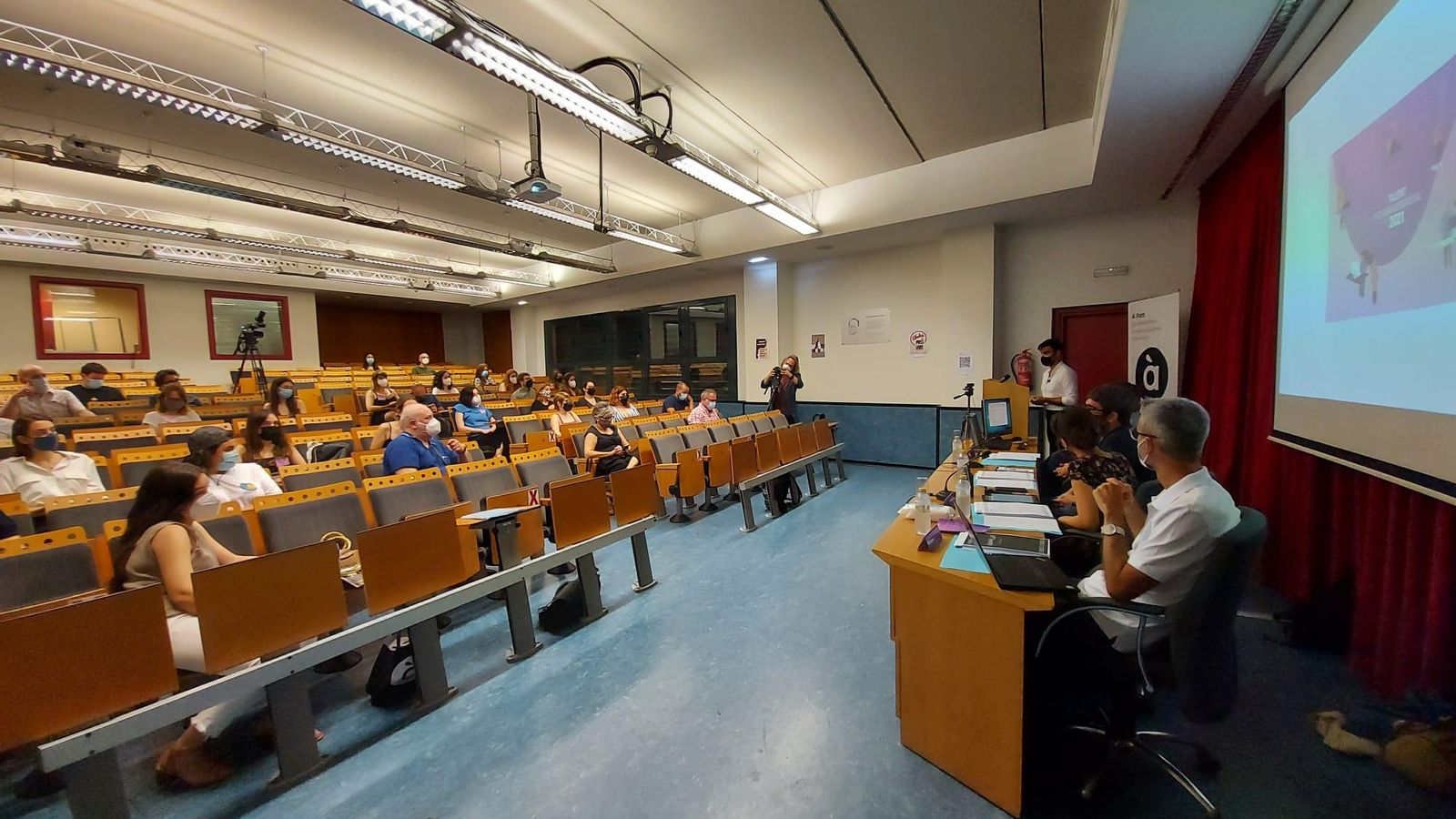 El 'pitching' té per objectiu fomentar el talent creatiu des de les universitats