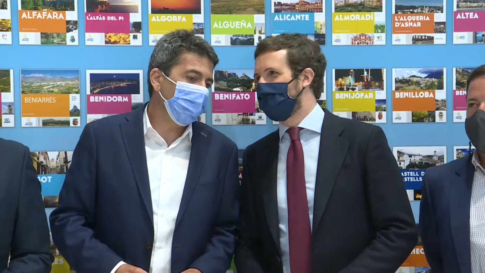 Casado amb Mazón en l'estand de la Comunitat Valenciana a la fira de Fitur en Madrid