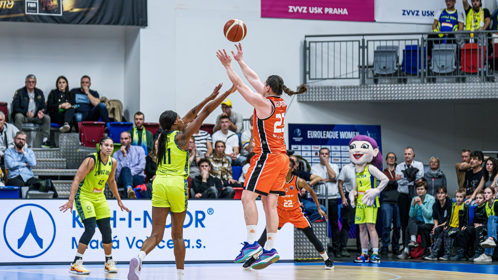 La cistella guanyadora d'Alina Iagupova