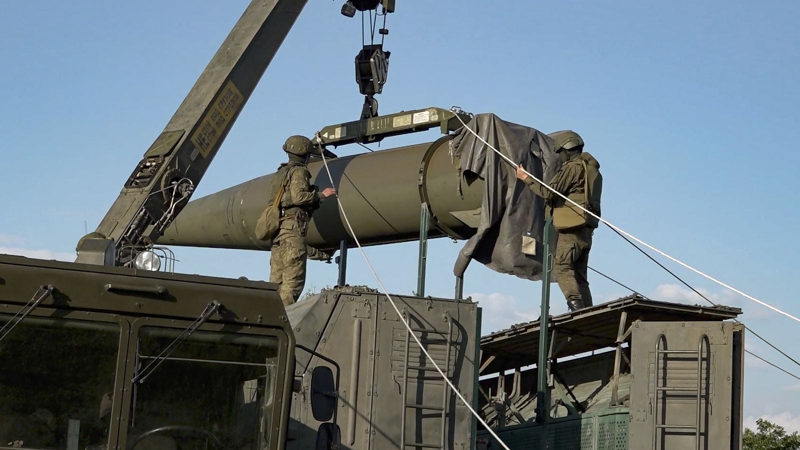 Exercicis pràctics dels militats russos per a la preparació i ús d'armes nuclears no estratègiques