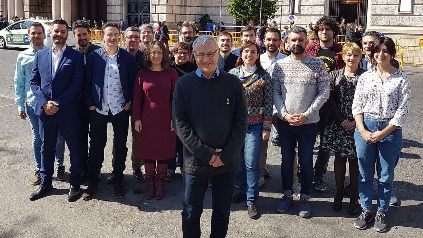 Joan Ribó, aquest dilluns, amb els membres de la candidatura de Compromís a la ciutat de València
