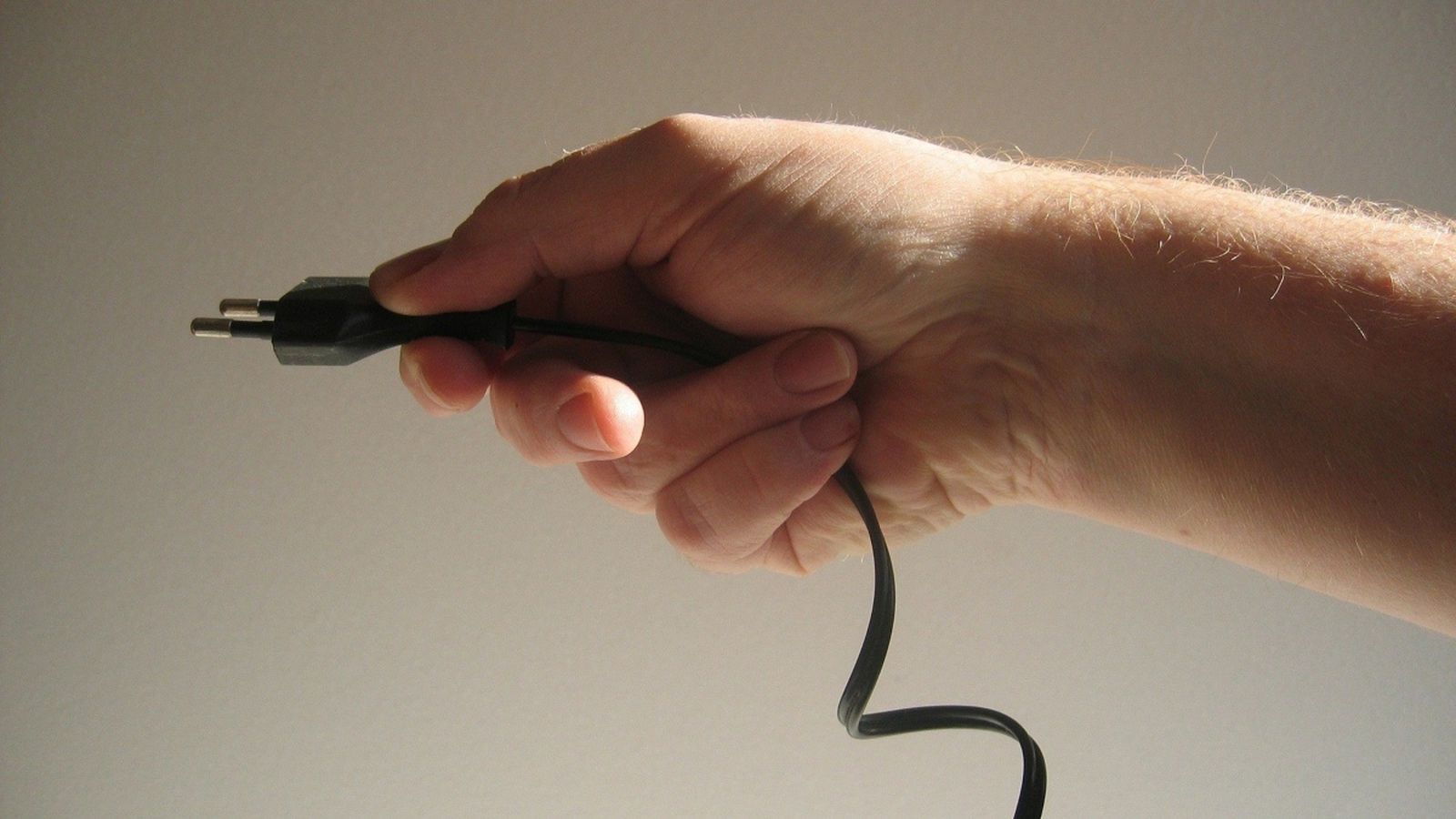 Facua revela diferències de 28 euros en la tarifa mensual de desembre