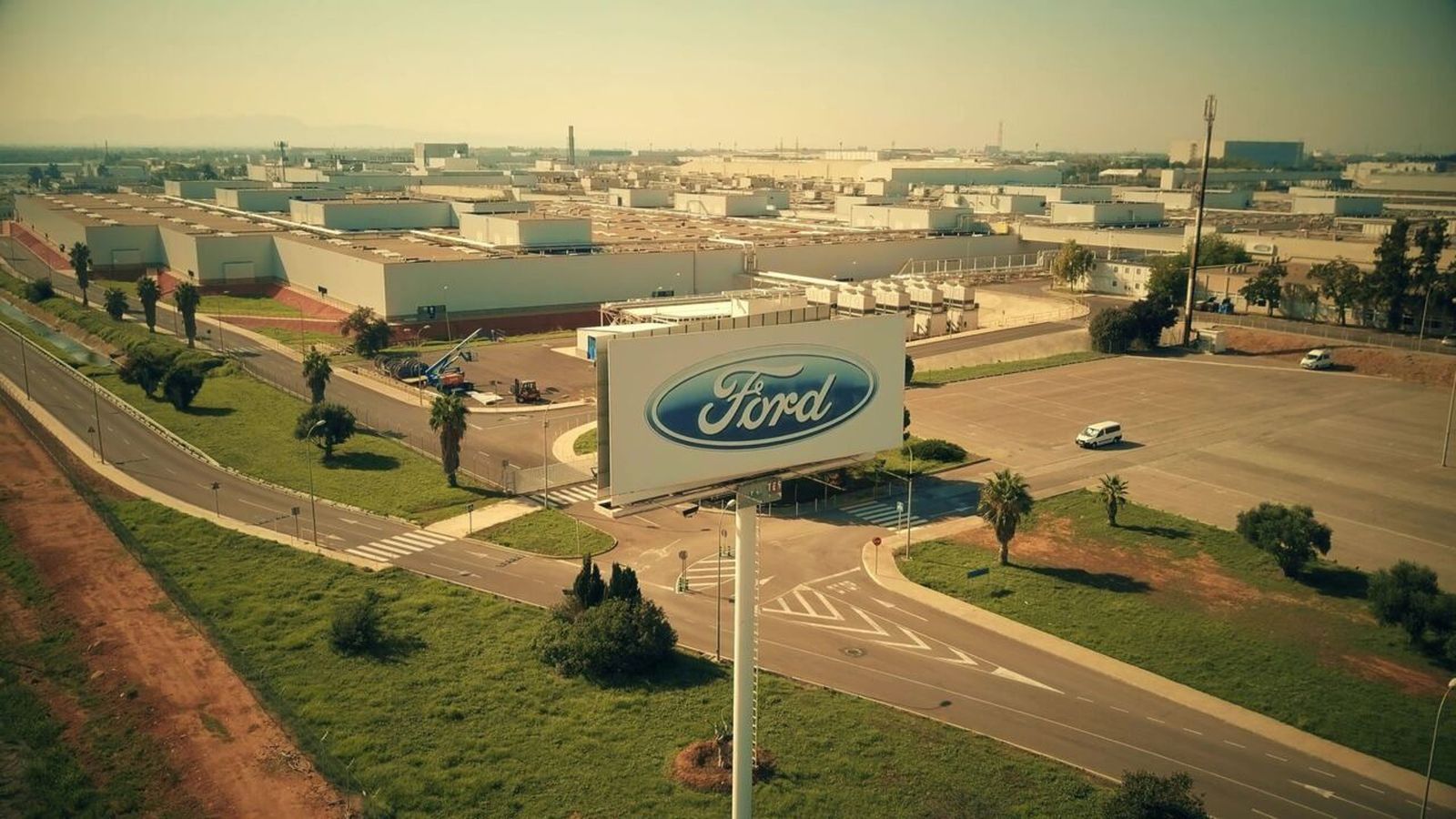Vista aèria de la factoria de Ford Almussafes