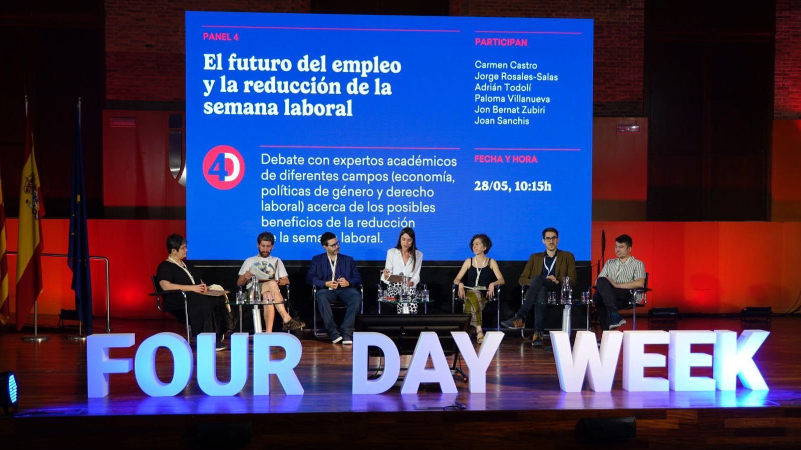 Debat de la Cimera internacional sobre la setmana laboral de quatre dies celebrada a València recentment.