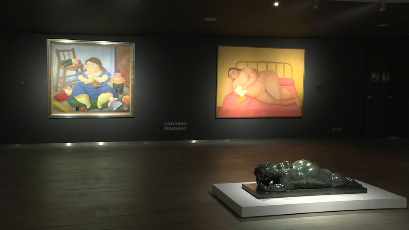 Algunes de les pintures i una de les escultures incloses en la mostra del Centre Cultural Bancaixa, que s'inaugura divendres