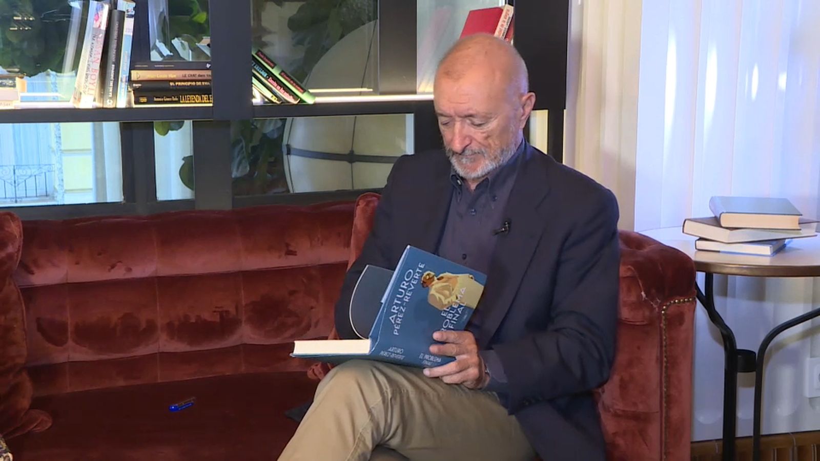 Arturo Pérez Reverte conversa amb À Punt sobre la seua última novel·la