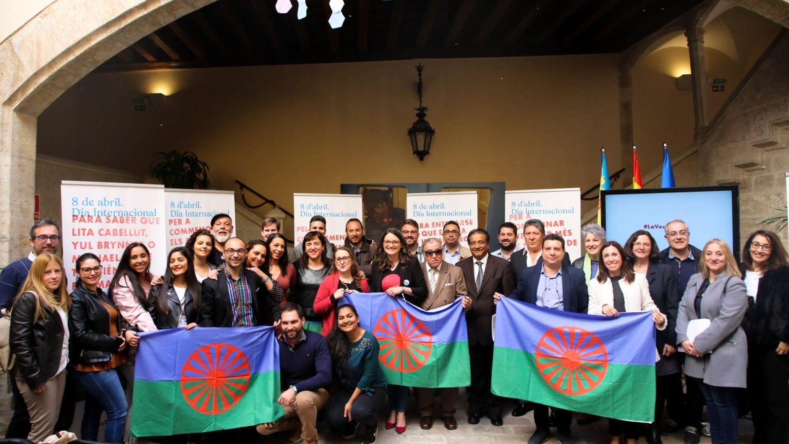 Membres de la comissió mixta, reunida aquest dimecres a la Generalitat