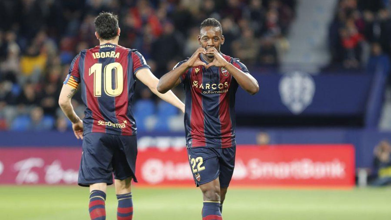 Bouldini celebra el gol al Ciutat de València