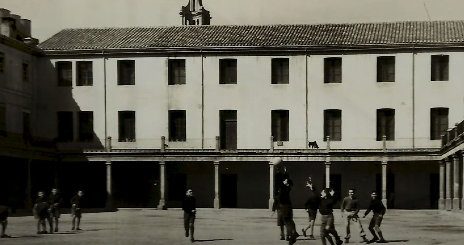 Imatge de 'El silenci d'un pati', premi DocsLab d’À Punt