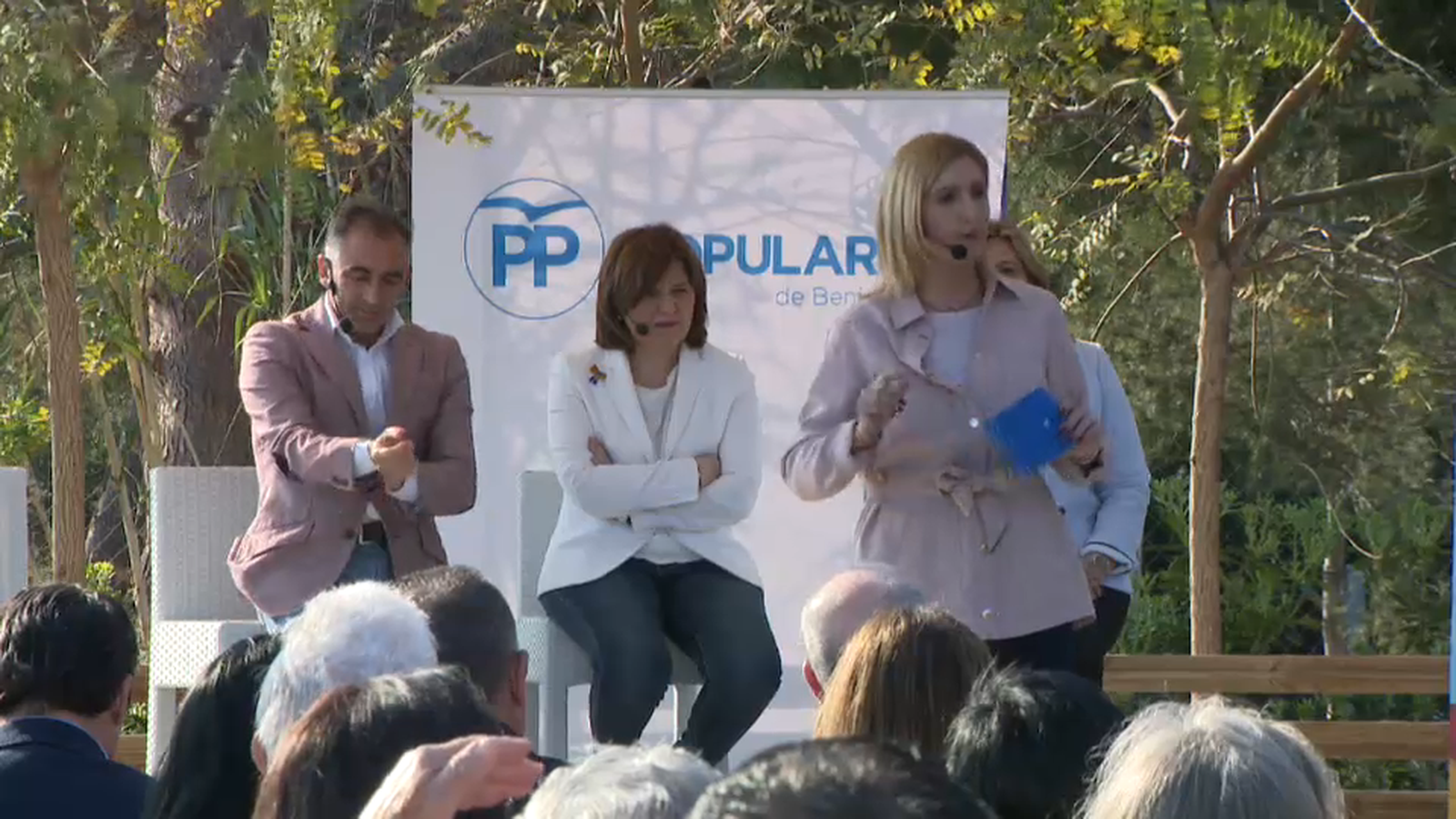 Bonig anuncia a Benicàssim una llei per a regular l\'activitat de les persones que treballen a casa