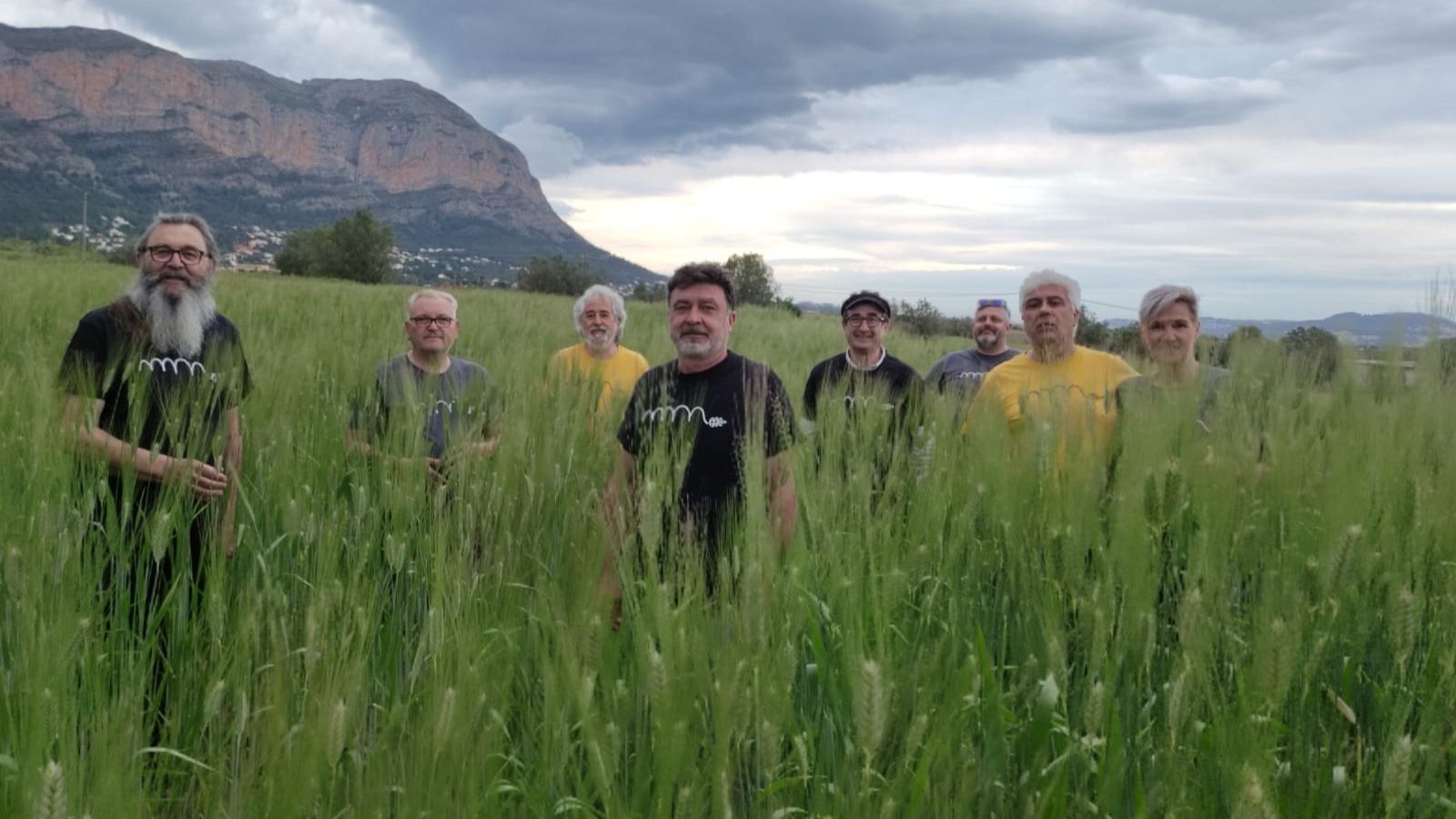 Membres del col·lectiu del Blat de la Marina