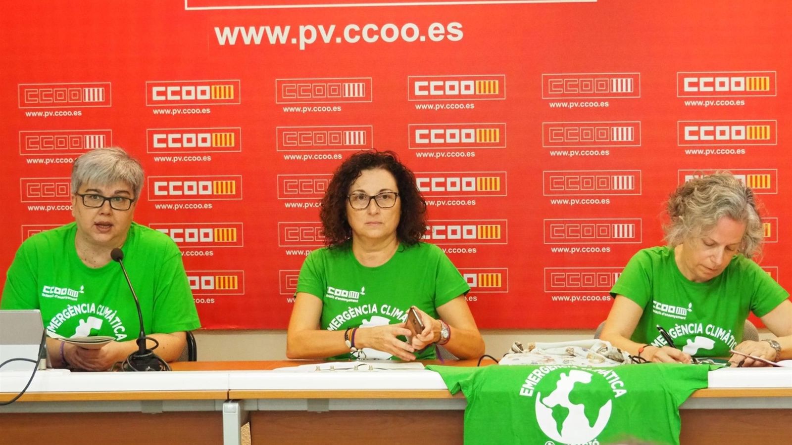 Roda de premsa de la Federació d'Ensenyament de CCOO sobre l'emergència climàtica