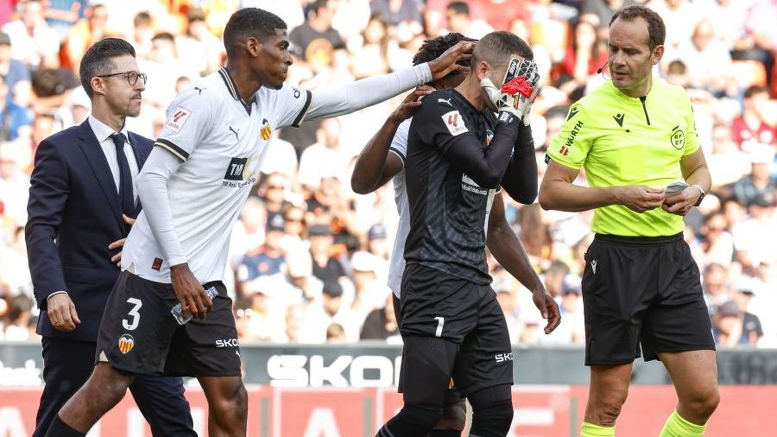 Jaume Doménech es retira lesionat