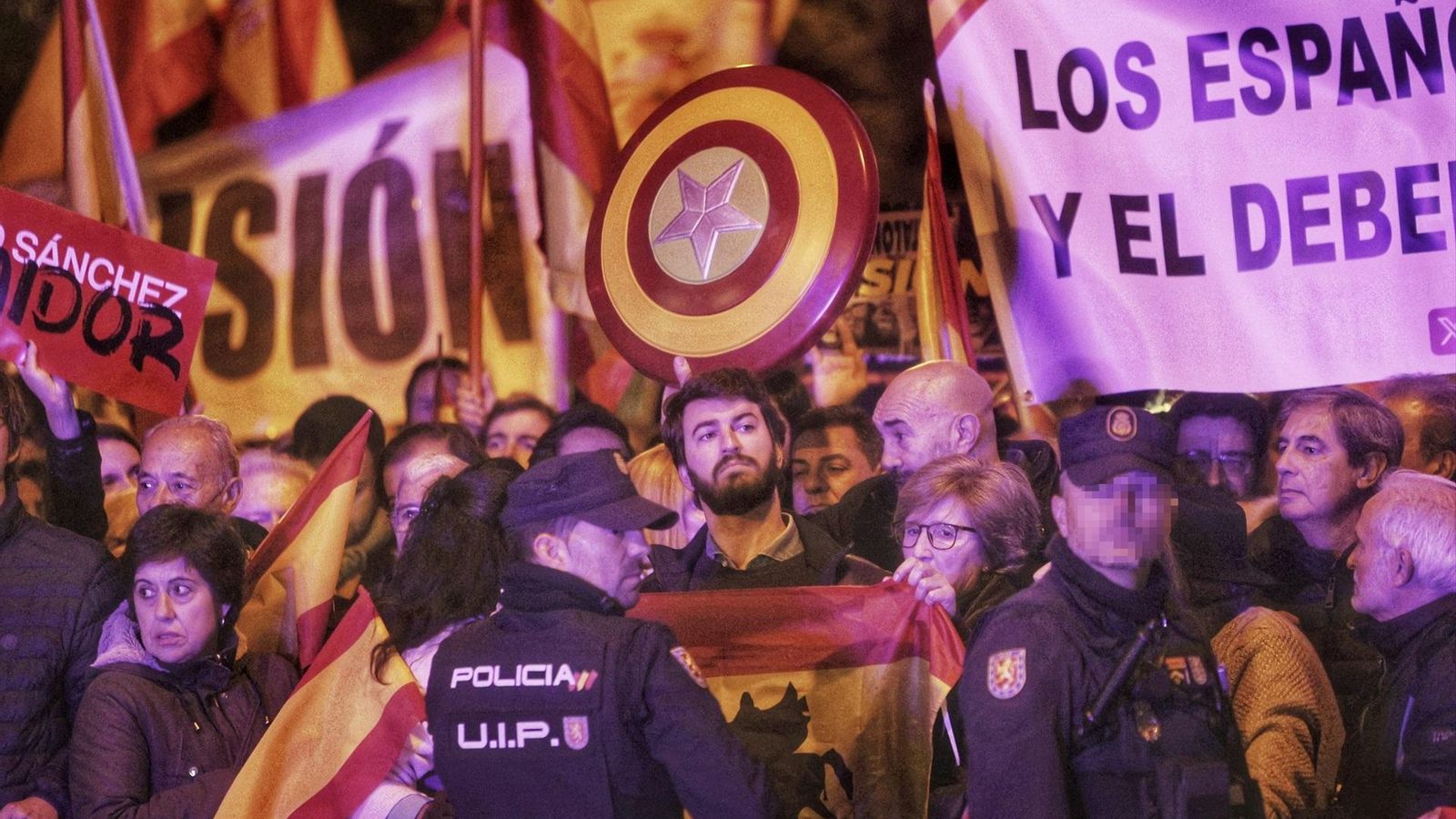 El vicepresident de la Junta de Castella i Lleó, Juan García-Gallardo (Vox) en la manifestació davant Ferraz