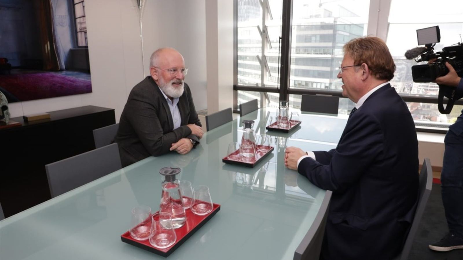Ximo Puig en una reunió a Brussel·les amb Frans Timmermans