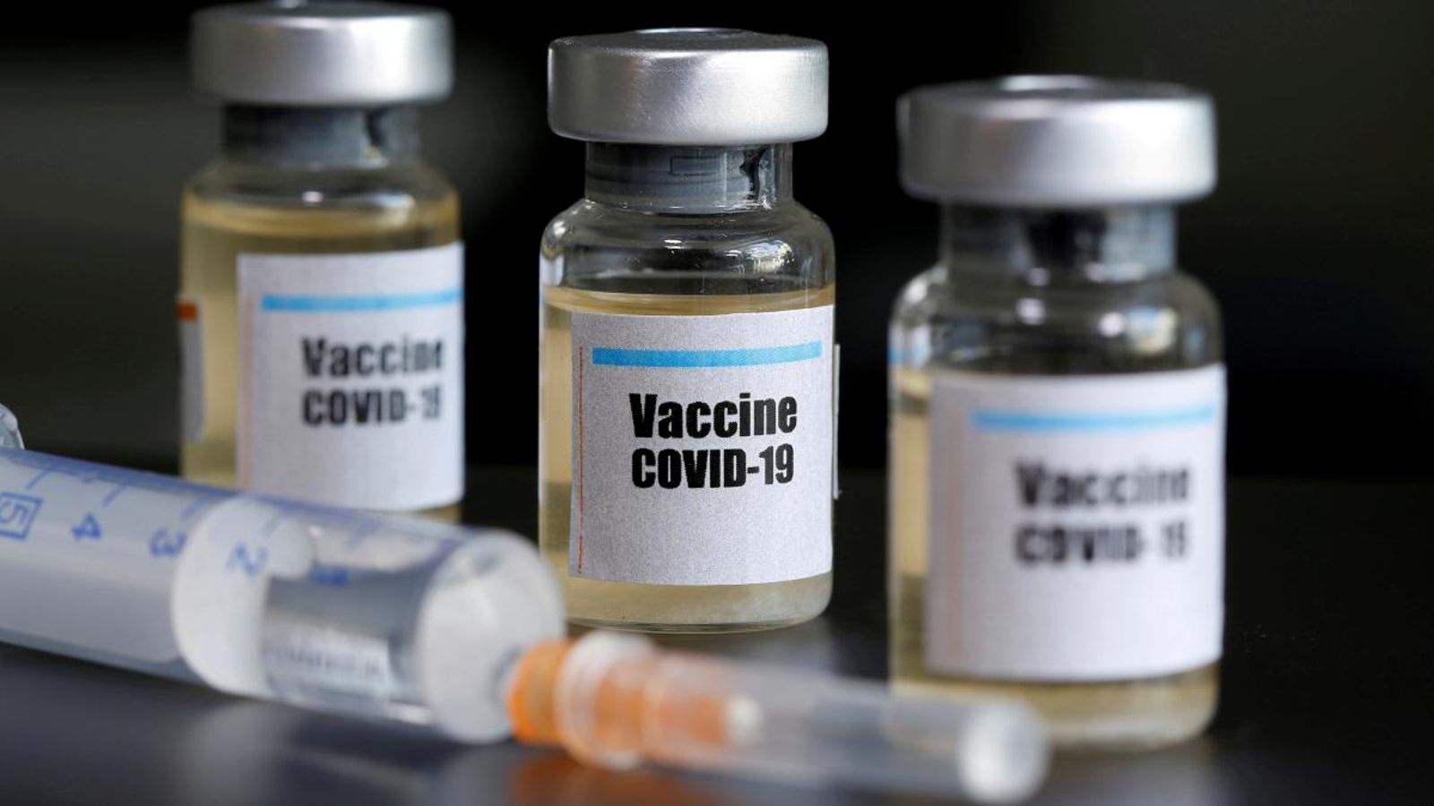 La vacuna contra la Covid-19 no estarà disponible enguany, segons l’OMS