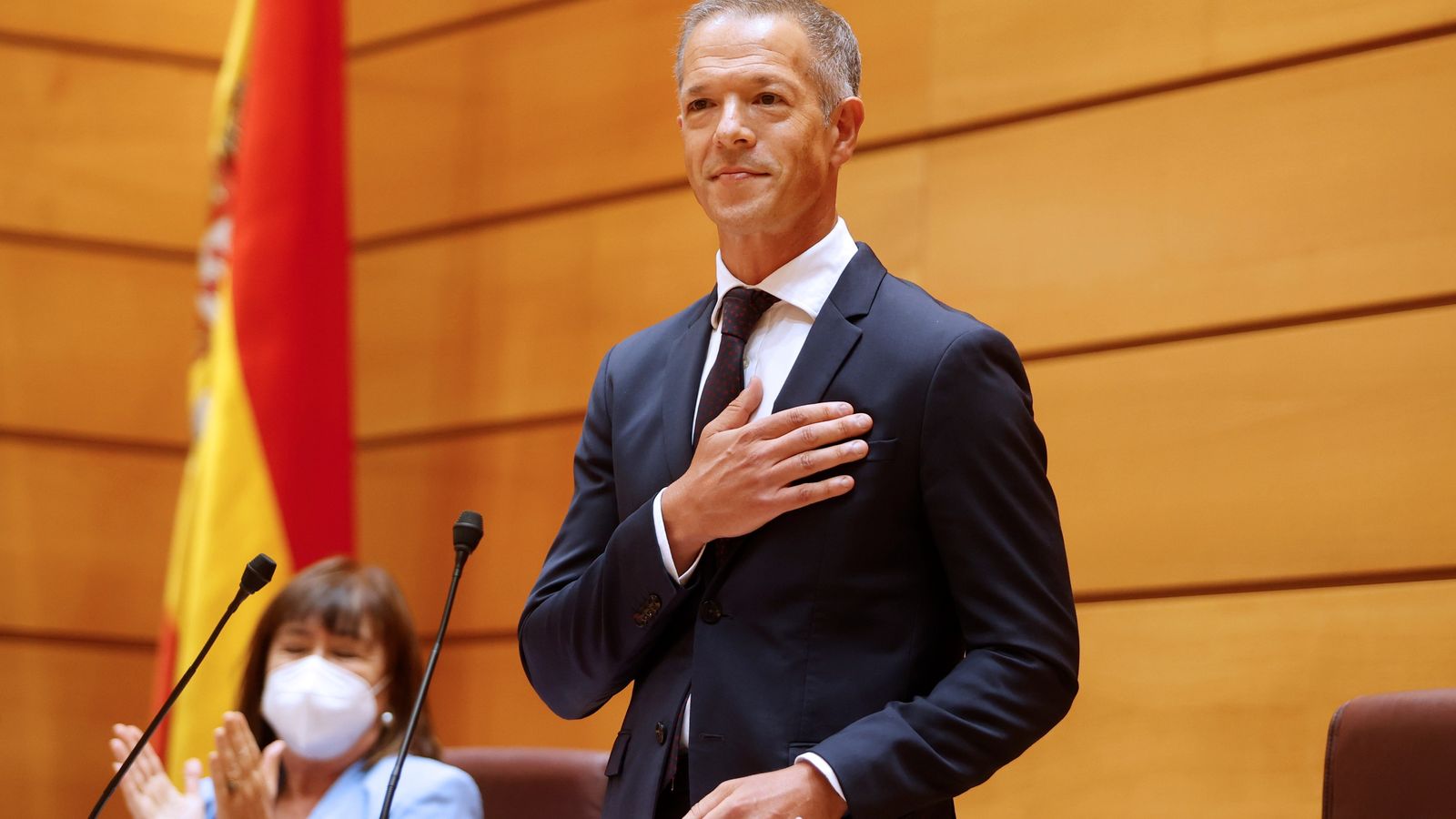 Ander Gil durant el discurs que ha fet en la sessió en la qual ha estat elegit president del Senat, en substitució de la nova ministra de Justícia, Pilar Llop