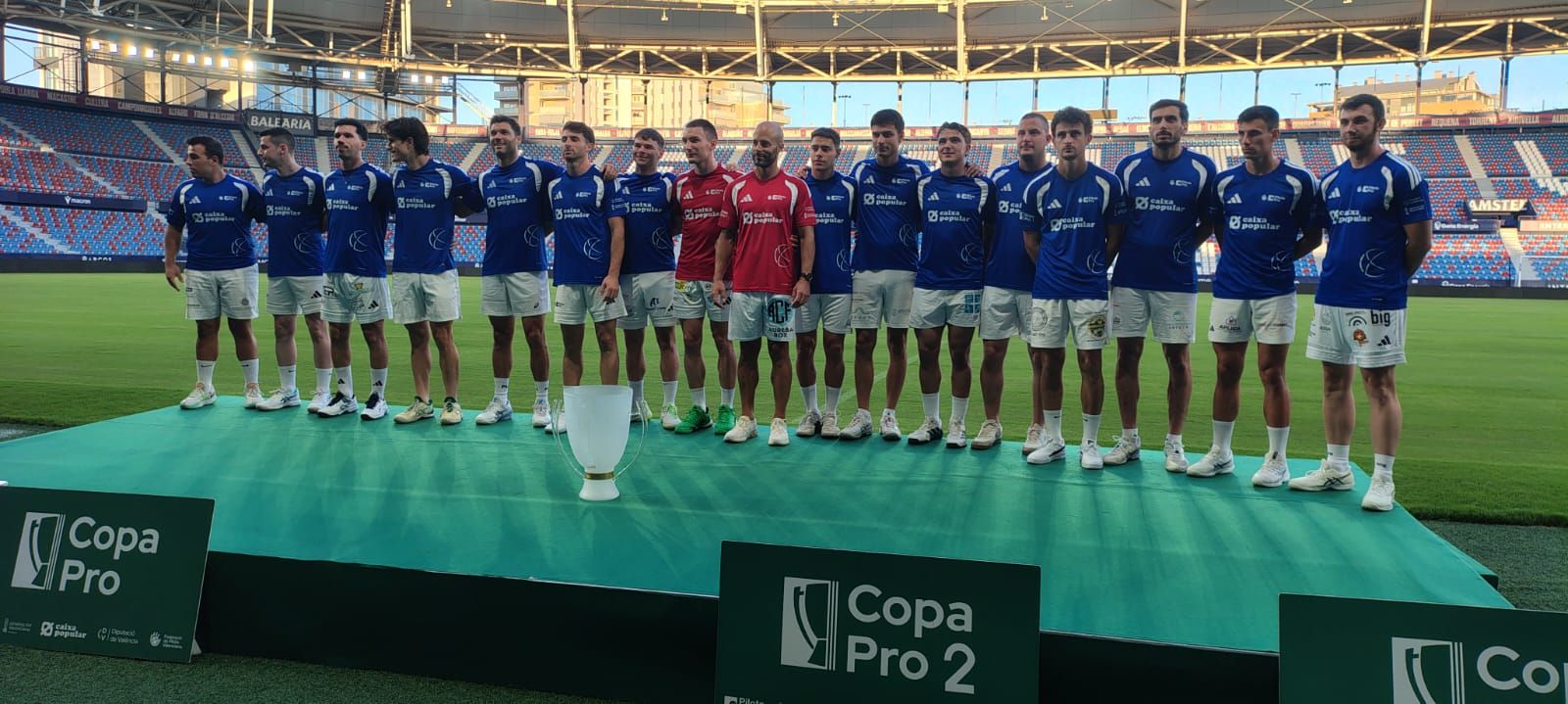 Els participants en la Copa de raspall masculí