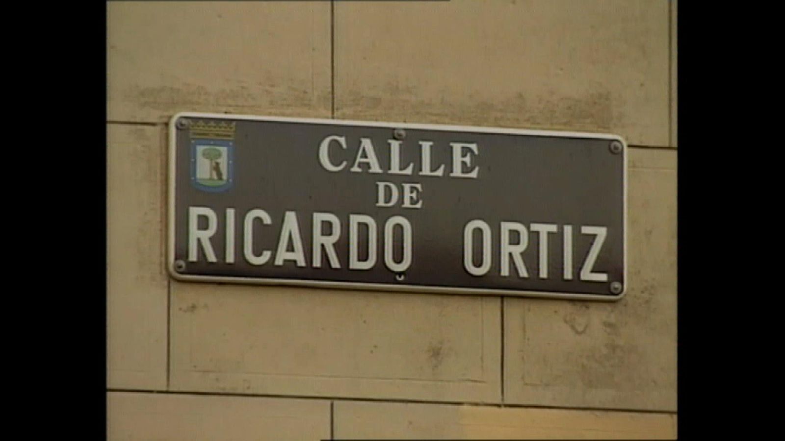 Ricardo Ortiz no va ser cap polític ni pintor ni escriptor. Era un veí de Massamagrell que fa 86 anys va pintar amb un clarió el seu nom mentre feia la mili a Madrid.