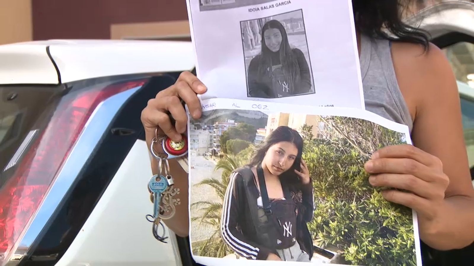 La mare de Idoia mostra unes fotografies seues i demana ajuda en la búsqueda de la menor