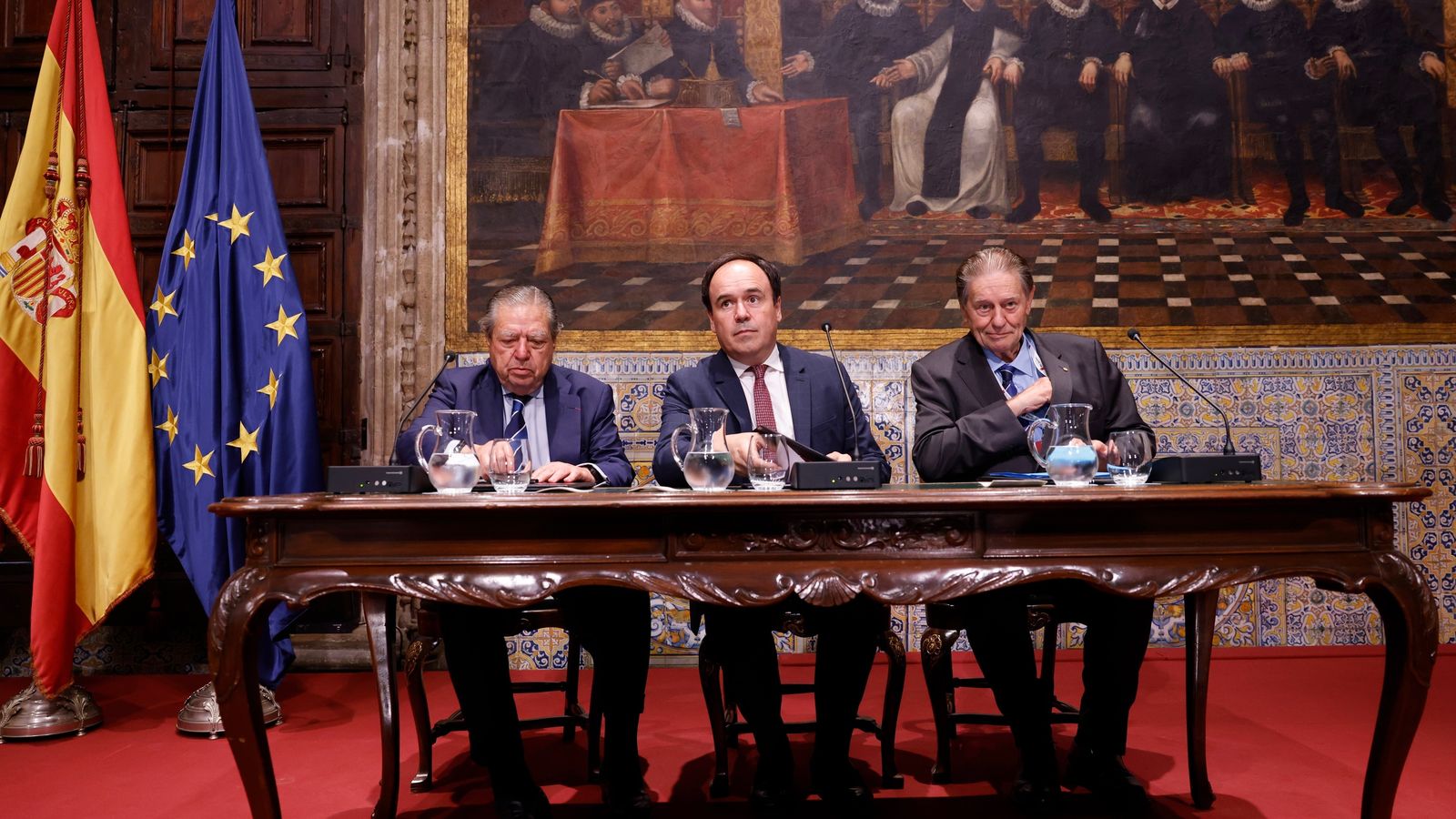 Acte de proclamació dels guardonats de la 38a edició dels Premis Rei Jaume I al Saló de Corts del Palau de la Generalitat