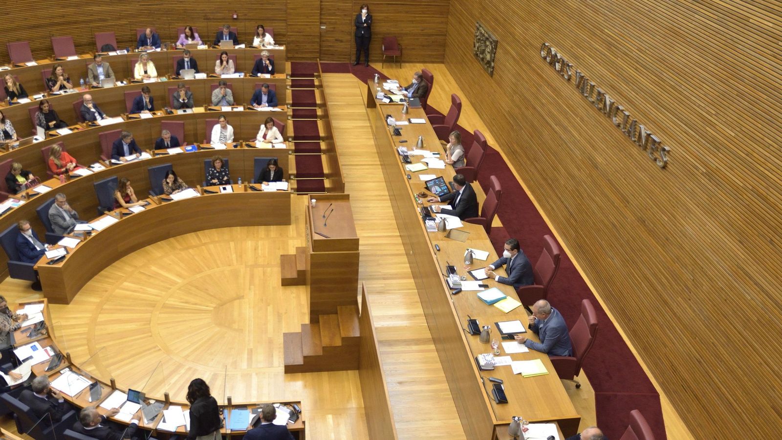 L'oposició vota a favor de la reforma fiscal del Consell malgrat criticar-la per insuficient