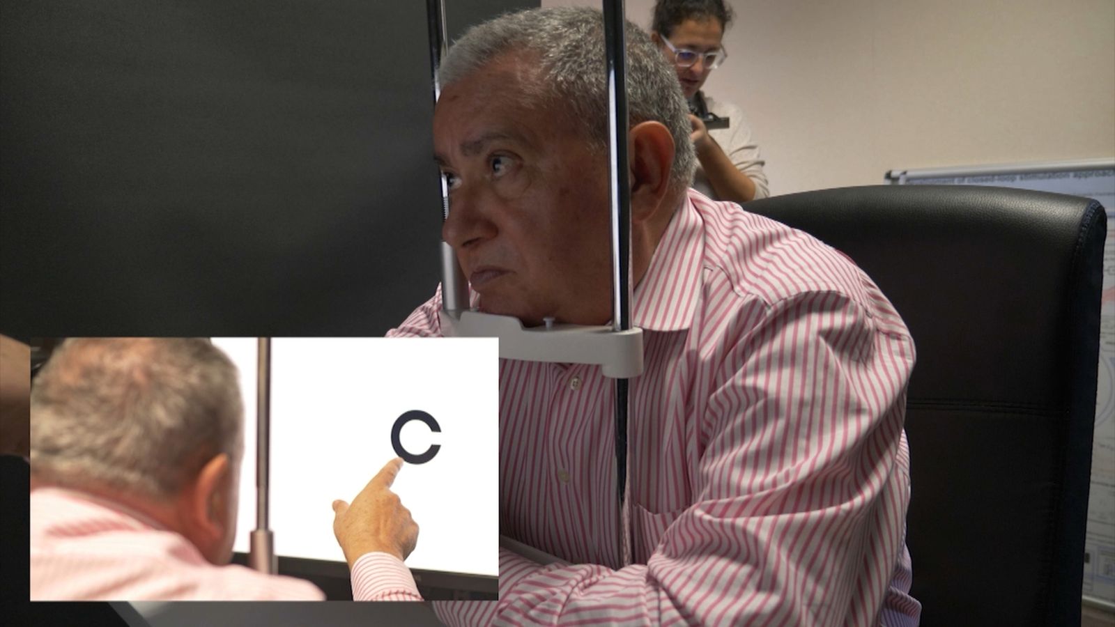 Un pacient cec recupera parcialment la visió després de participar en un assaig clínic a la UMH d’Elx