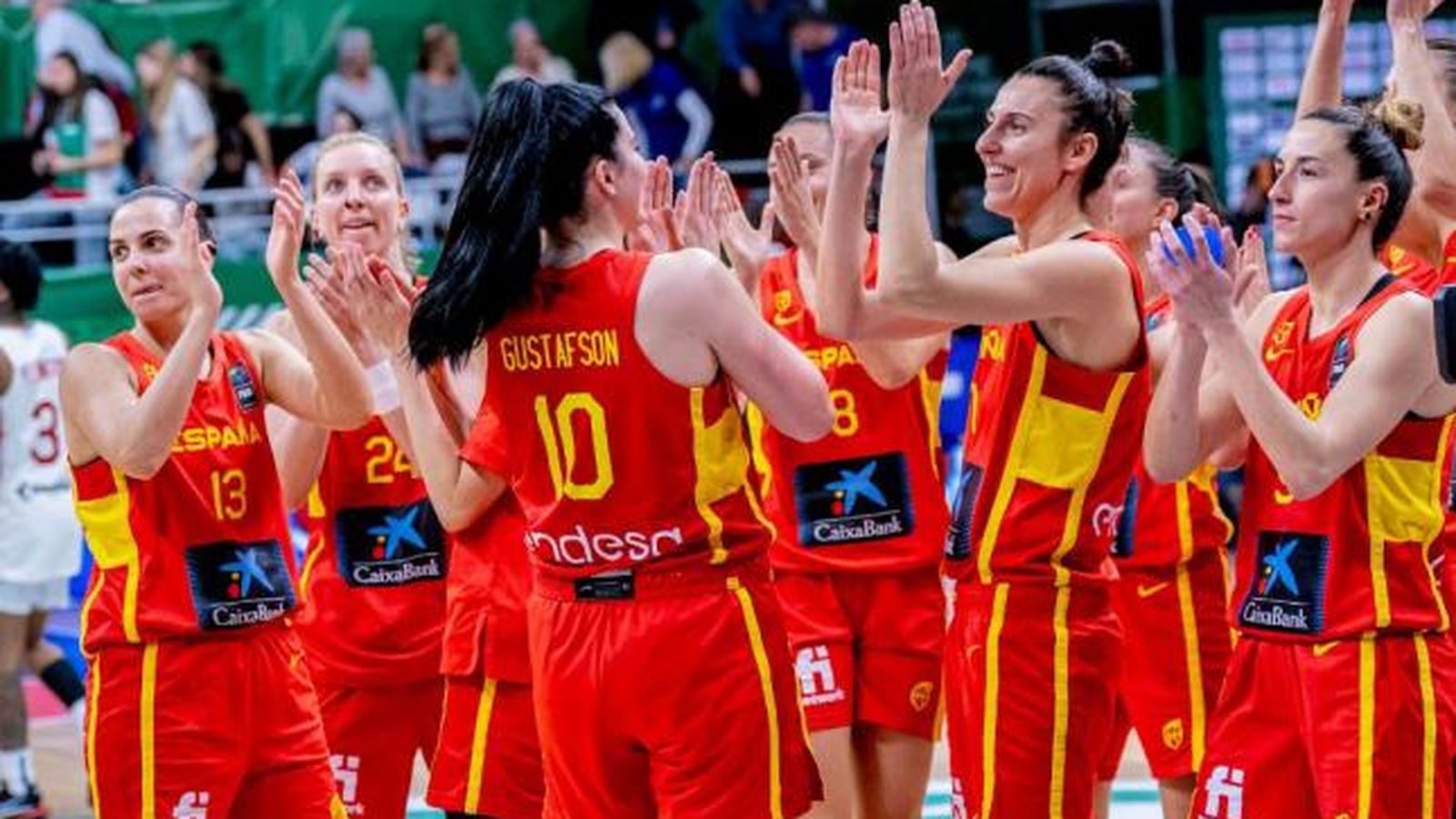 Quatre jugadores del València Basket estan amb la selecció: Cristina Ouviña, Queralt Casas, Alba Torrens i Raquel Carrera