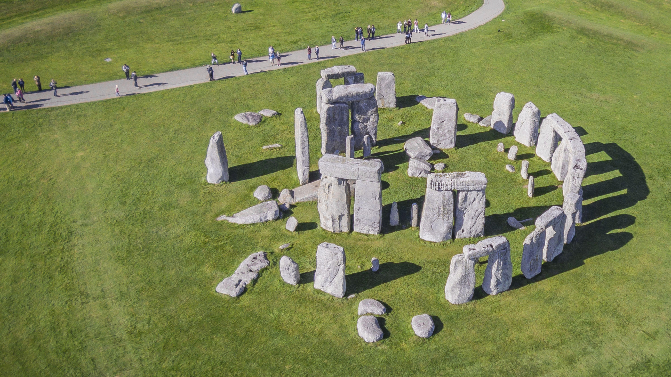 Les restes del conjunt rupestre de Stonehenge d'Anglaterra vistes des de l'aire Les restes del conjunt rupestre de Stonehenge d'Anglaterra vistes des de l'aire