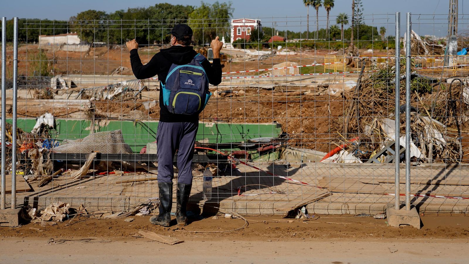 Una de les zones de Paiporta afectades per la DANA