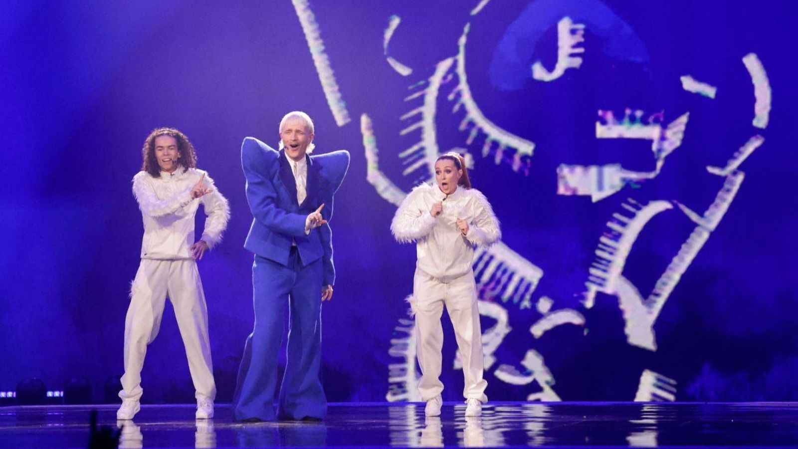 Els Països Baixos van jugar amb el blanc i el blau instens en l'escenografia i el vestuari