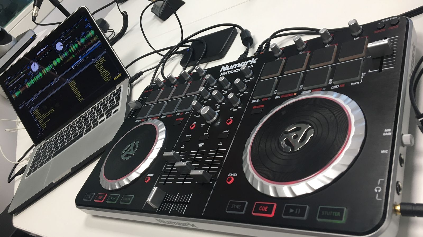 13.03.2020 | Miquel Gil, Las Libelu, Dual, Hernando, Waldenskeit i sessió amb DJ Bolsón