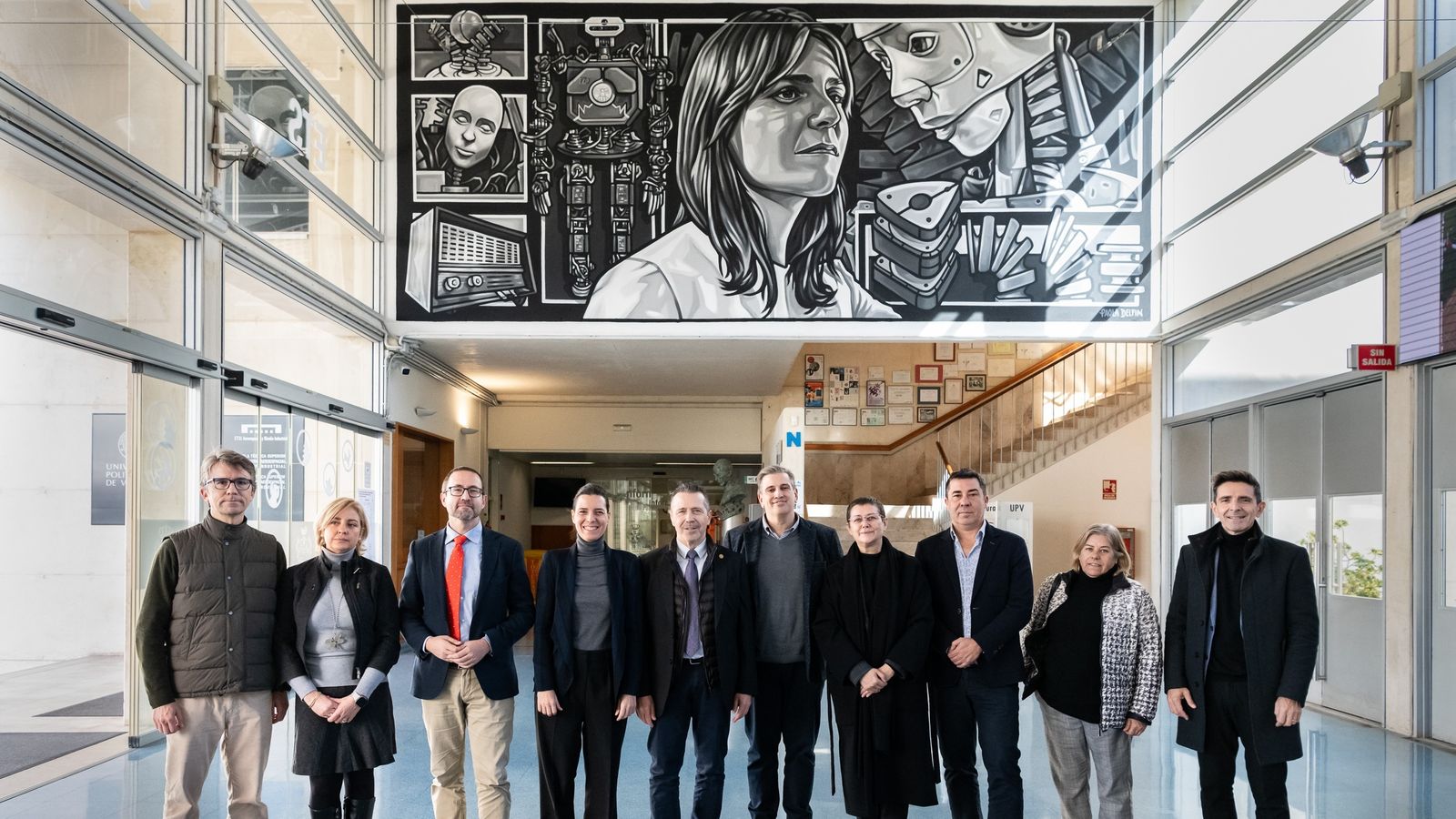 Acte d'inauguració del mural de la investigadora Concha Monje en la Etsiadi