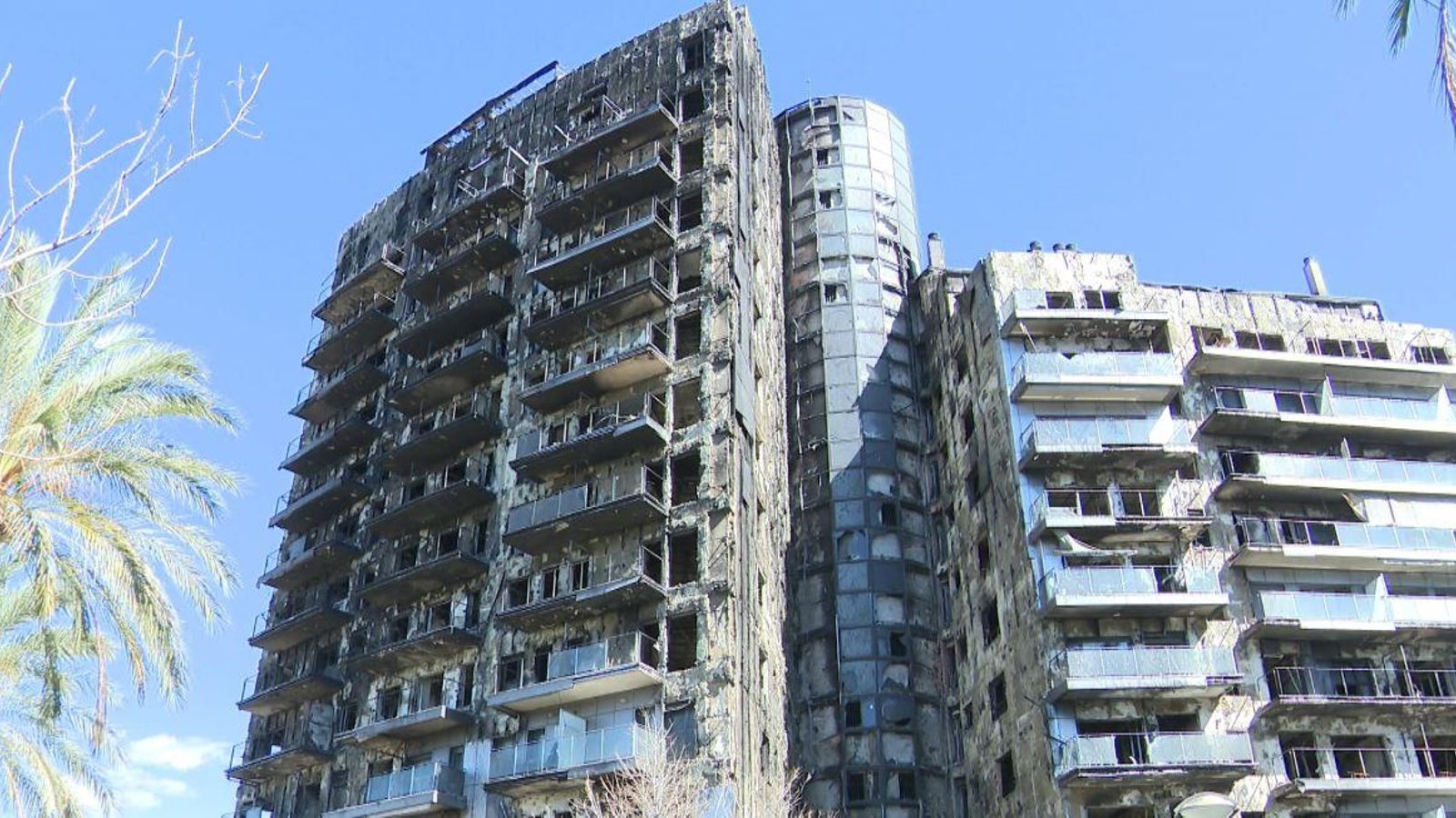 L'edifici incendiat a Campanar, en una imatge d'arxiu L'edifici incendiat a Campanar, en una imatge d'arxiu
