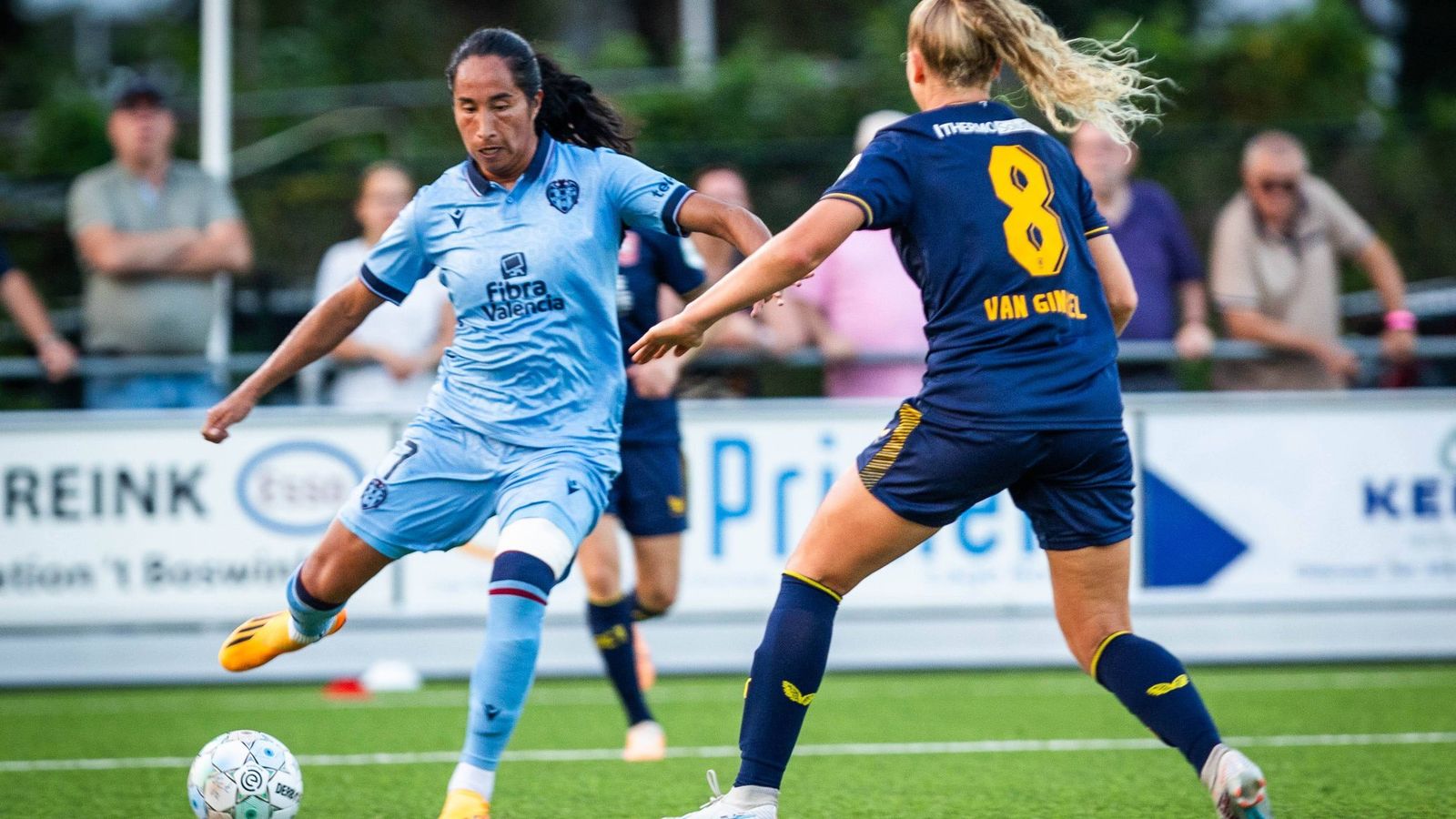 Mayra Ramírez, en una acciód el partit