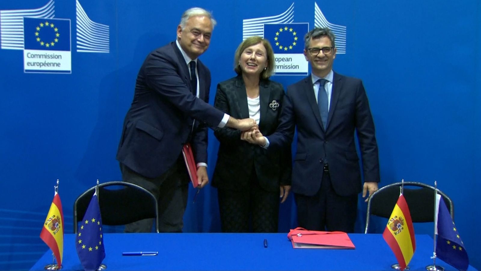 Moment de la firma de l'acord entre el PP i el PSOE per a renovar el CGPJ