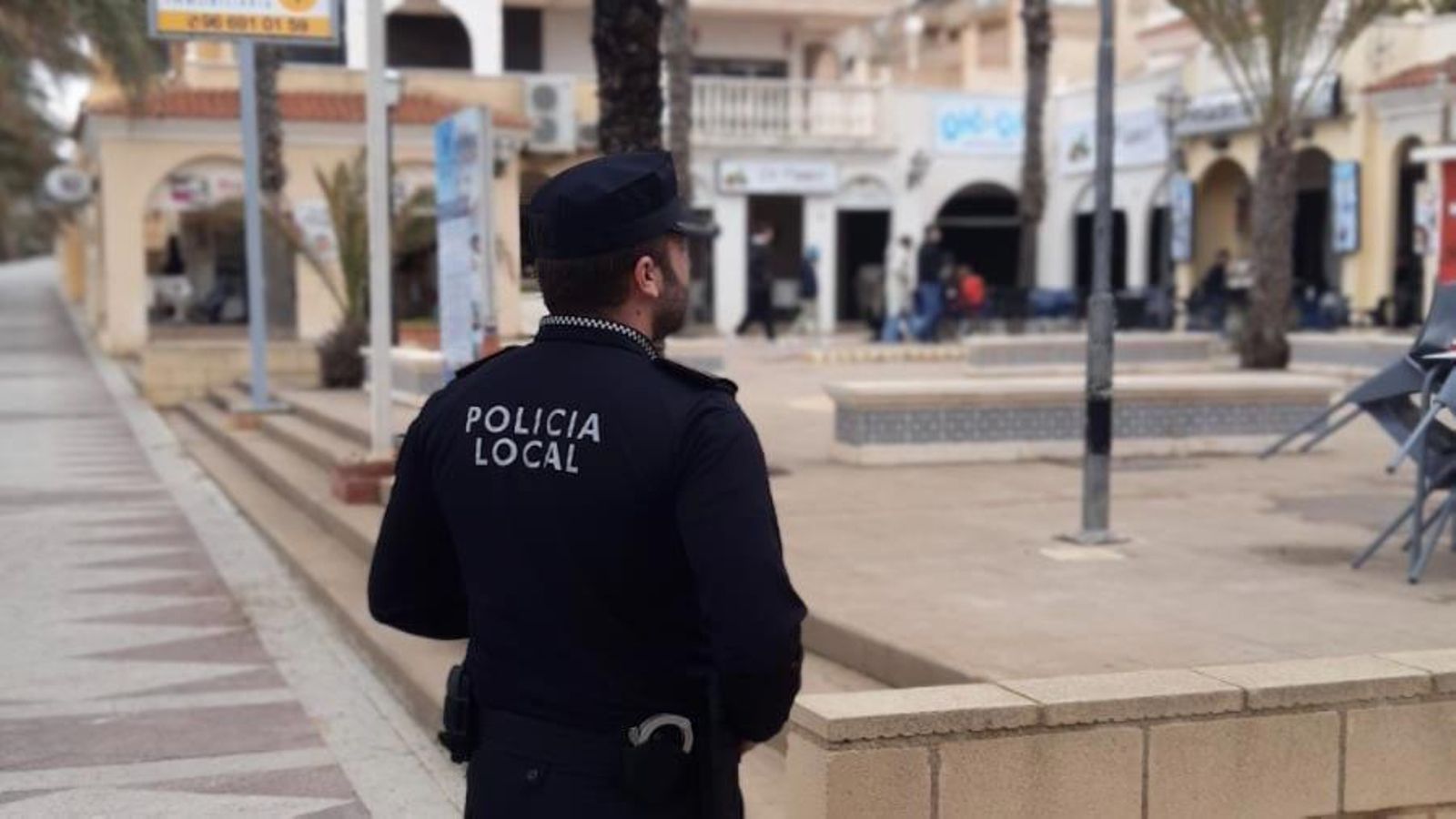 Un agent de la Policia Local d'Elx