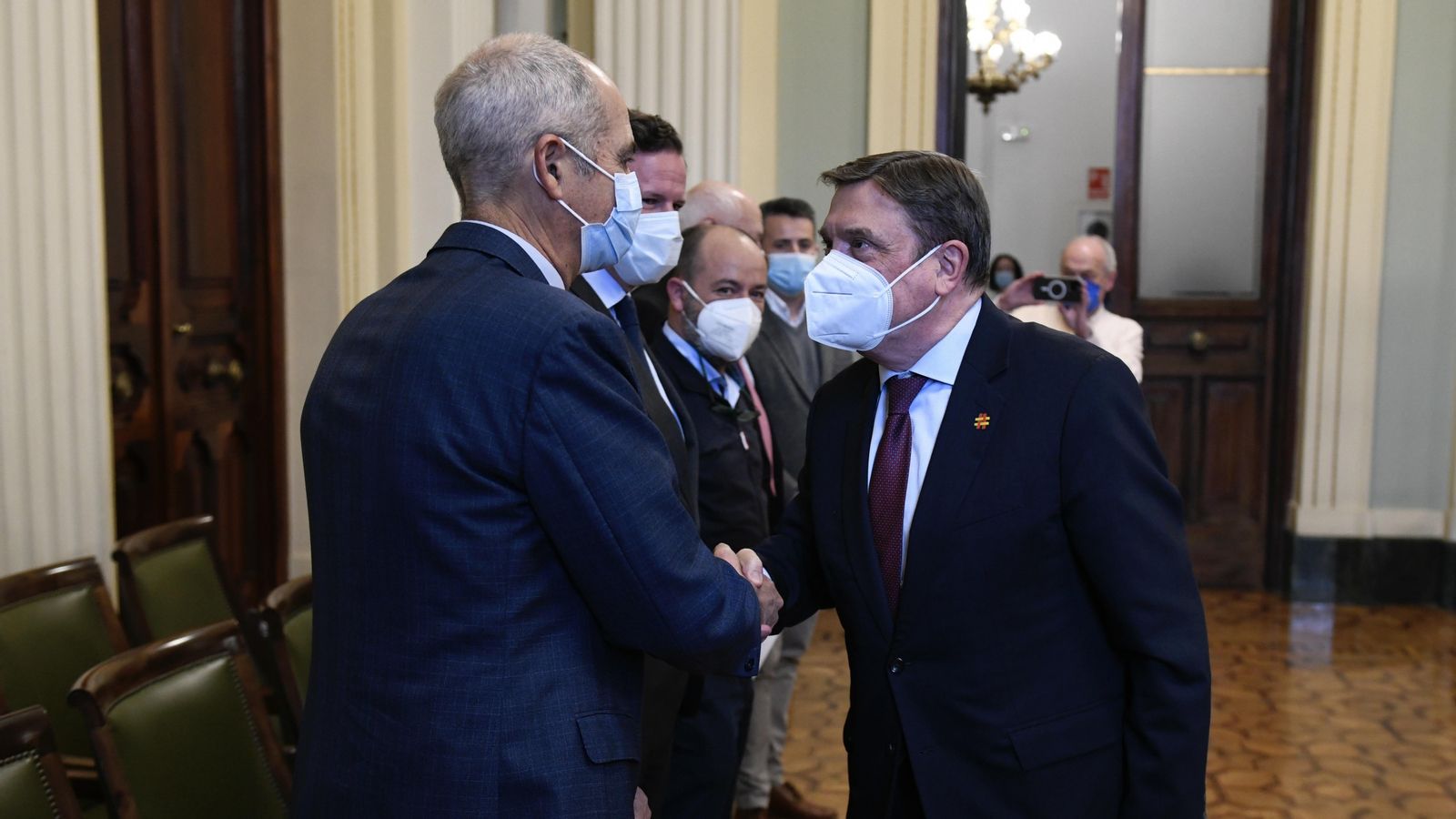 El ministre d'Agricultura, Pesca i Alimentació, Luis Planas, reunit amb les organitzacions del sector pesquer