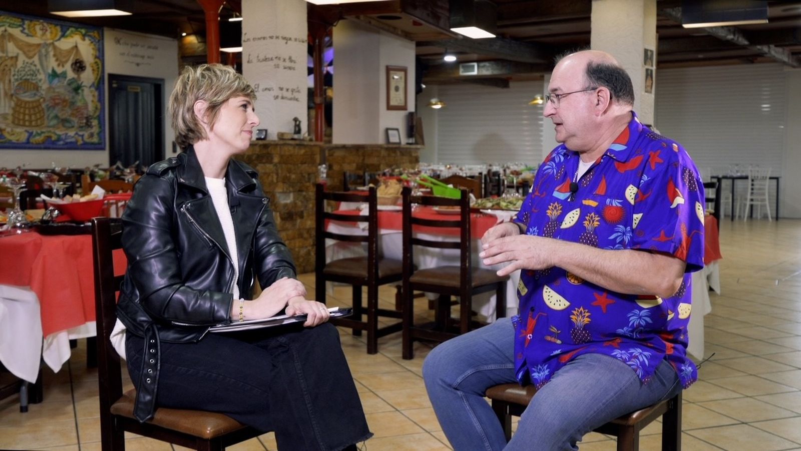 Jose Sáez posa cara al programa d'investigació d'À Punt que s'emet els dilluns