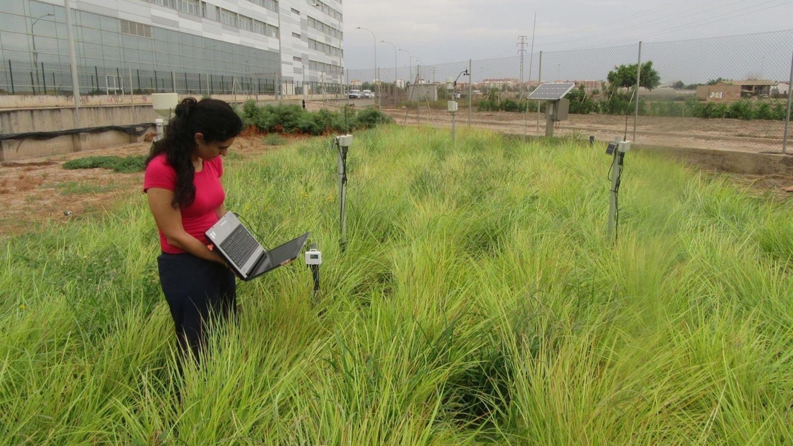 La investigadora Núria Pascual durant les proves realitzades a la UPV